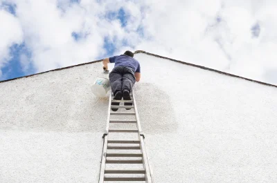 Peinture extérieure à Villaines-les-Rochers — façades et ravalement